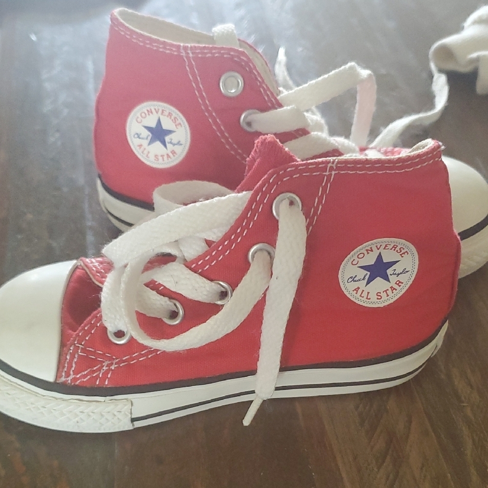 Converse Red and White High-Top Sneakers Classic Design